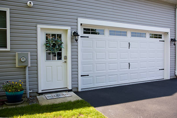 24/7 Emergency Garage Door Panel Replacement experts in Merton, WI